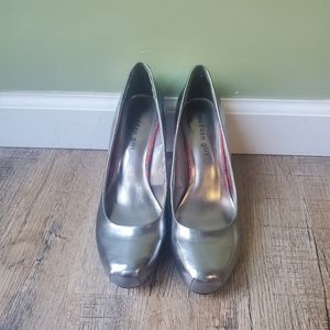 Madden Girl Silver Heels Size 8 1/2